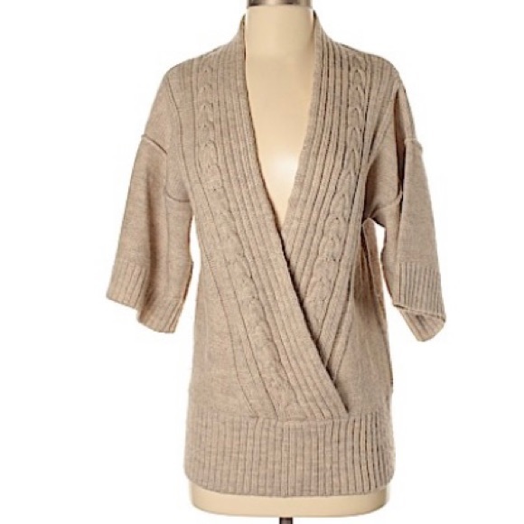 BANANA REPUBLIC~CABLE KNIT SWEATER~SMALL - Picture 1 of 7